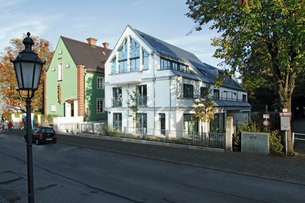 „Kunigunden-Hof”<br>Kunigundenstraße 22, München<br>1 Baudenkmal, 6 Wohnungen