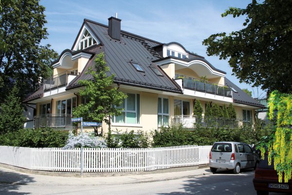 „Villa d`Oro“<br>Ortnitstraße 2, München<br>9 Wohnungen