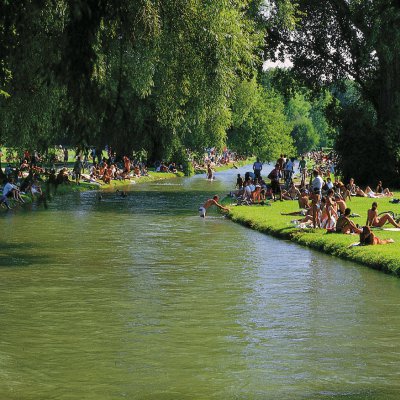 Badefreuden am Schwabinger Bach, Englischer Garten